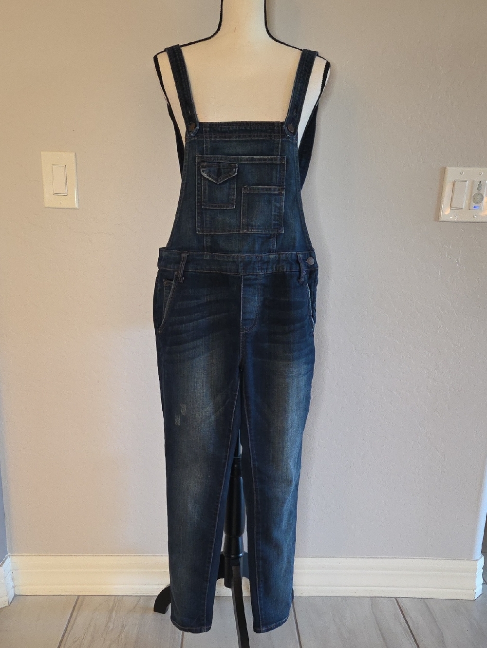 Free People Women's Indigo Blue Distressed Denim Overalls Size 26 NWOT